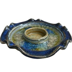 Artisan Pottery Cracked Glass
Tealight Holder Wavy Trim
Blue Cracked Glass